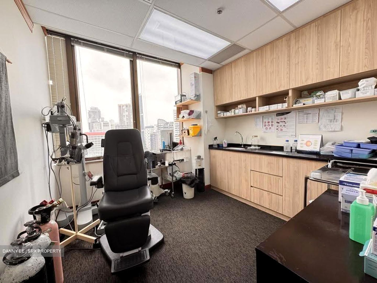 Mount Elizabeth Hospital (D9), Retail #639370741
